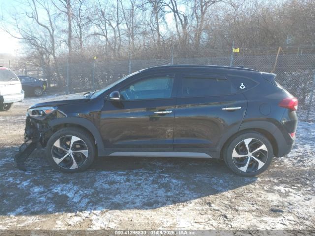 KM8J3CA28JU821351 Hyundai Tucson Limited