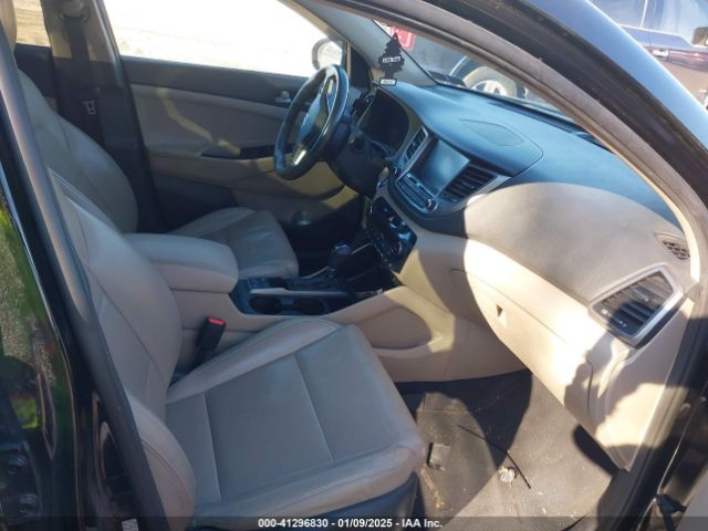 KM8J3CA28JU821351 Hyundai Tucson Limited