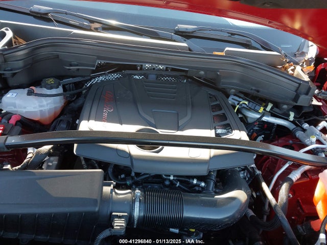 41296840 :رقم المزاد ، ZASPAKBN9R7D78295 vin ، 2024 Alfa Romeo Stelvio Competizione Awd مزاد بيع