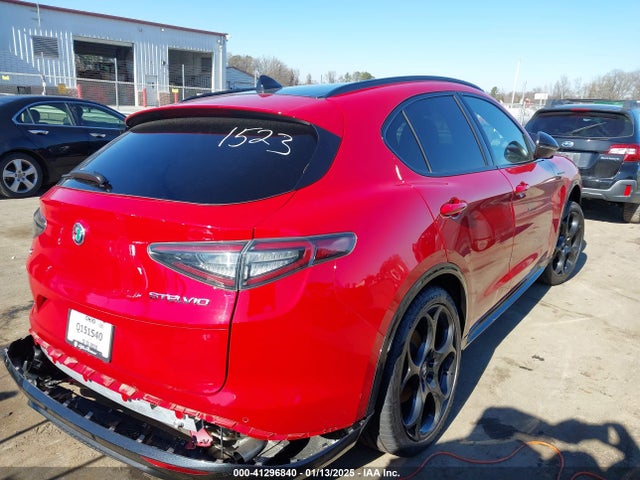 41296840 :رقم المزاد ، ZASPAKBN9R7D78295 vin ، 2024 Alfa Romeo Stelvio Competizione Awd مزاد بيع