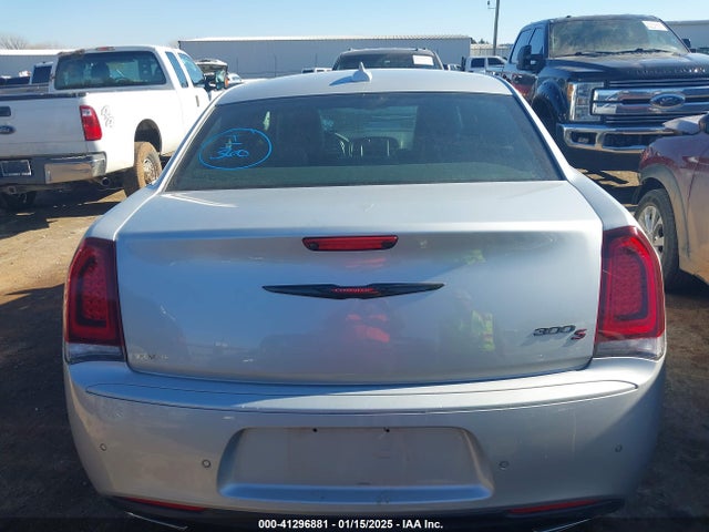 Chrysler 300 300s 2021 2C3CCABG2MH524079 Image 17
