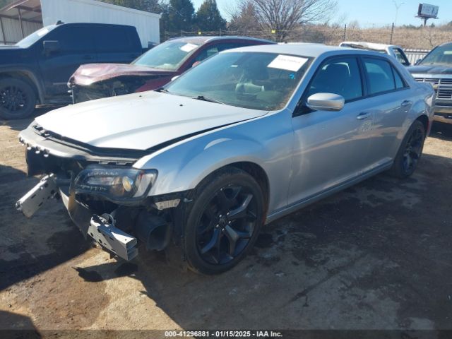 2021 CHRYSLER 300 2C3CCABG2MH524079 Photo 1