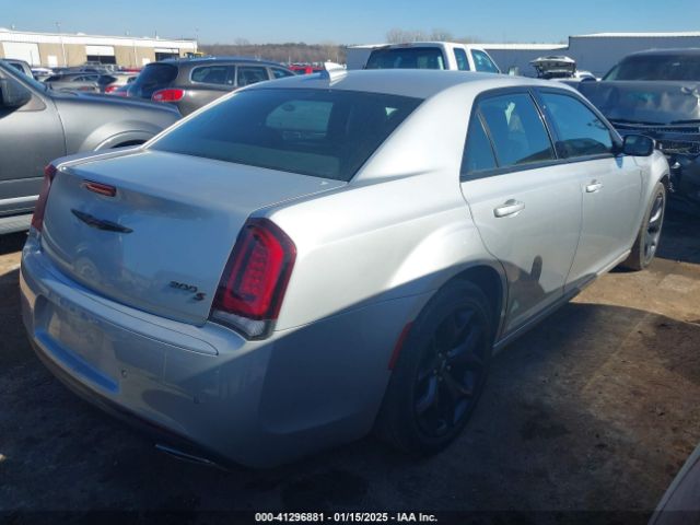 2021 CHRYSLER 300 2C3CCABG2MH524079 Photo 3