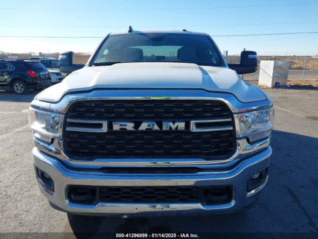 3C6UR5DL9RG302993 RAM 2500 Big Horn  4x4 6'4 Box