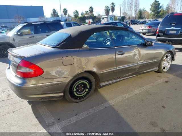 2008 MERCEDES-BENZ CLK 550 WDBTK72GX8T091054 Photo 3