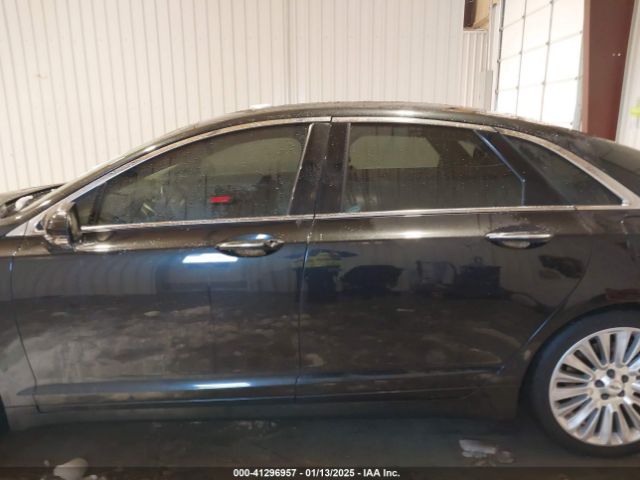 3LN6L2G93ER800523 Lincoln MKZ
