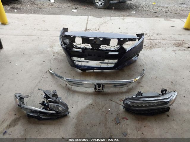 1HGCV2F93KA016305 Honda Accord Touring 2.0t