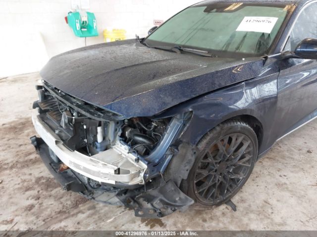 1HGCV2F93KA016305 Honda Accord Touring 2.0t