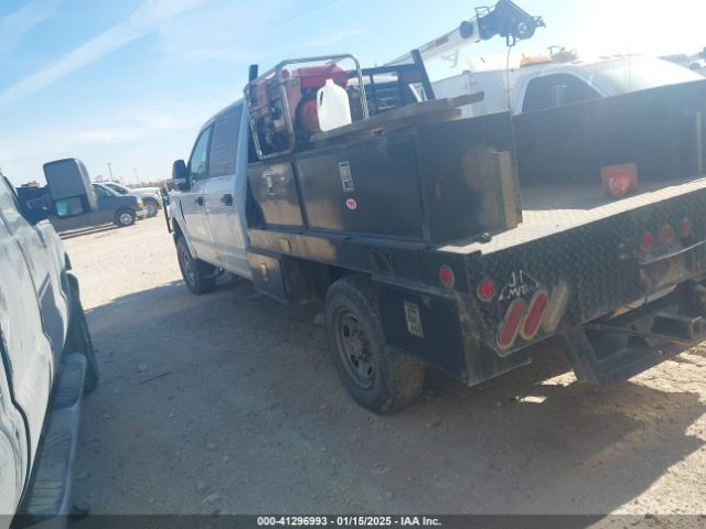 1FT7W2B69KEE90129 Ford F-250 Xl