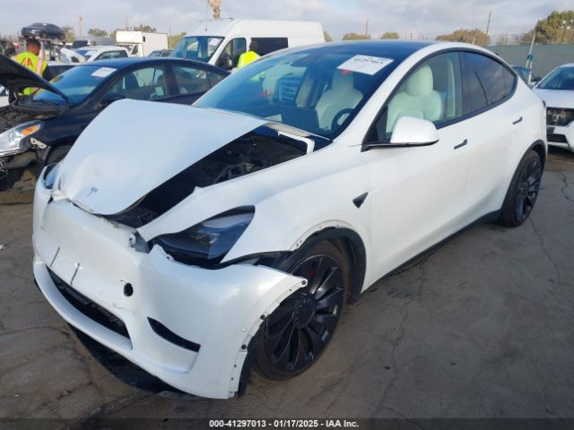 7SAYGDEF1NF405072 Tesla Model Y Performance Dual Motor All-wheel Drive
