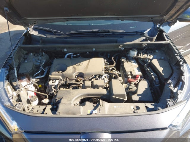 2T3W1RFV6NW232717 Toyota Rav4 Xle