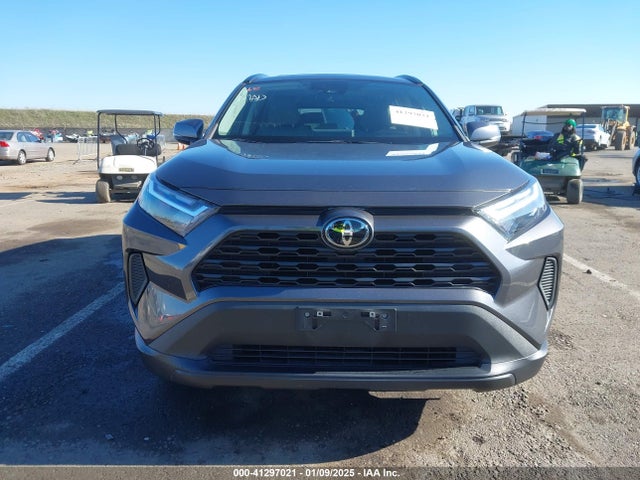 2T3W1RFV6NW232717 Toyota Rav4 Xle