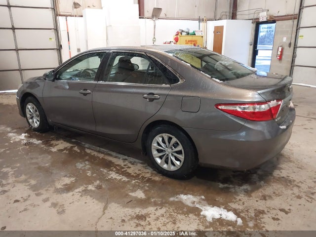 Toyota CAMRY LE 2017 4T1BF1FK4HU661973 Image 3