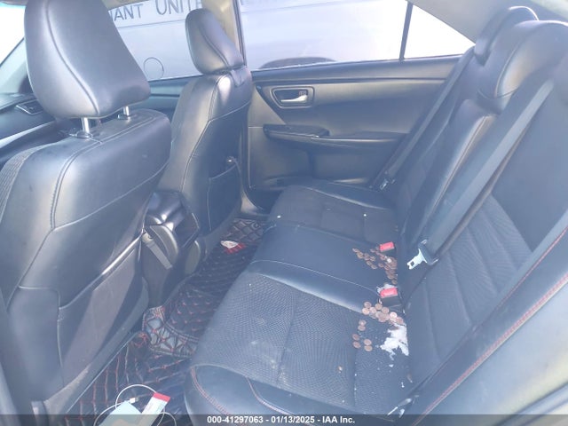 4T1BF1FK5HU743856 Toyota CAMRY SE