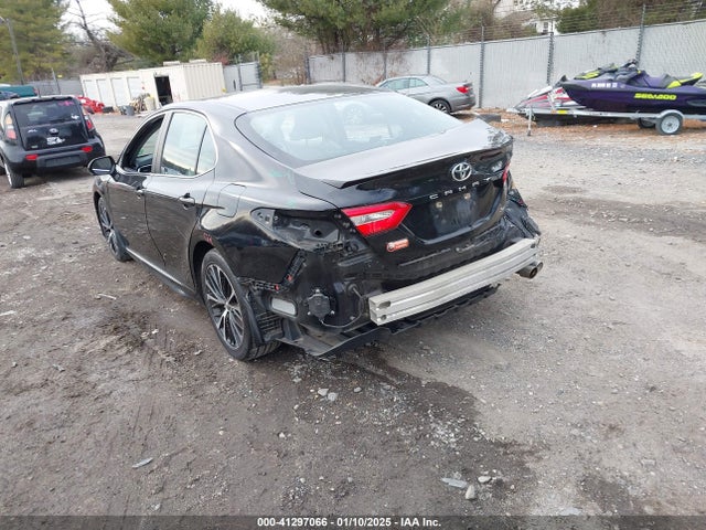 4T1B11HK4JU019707 Toyota CAMRY SE
