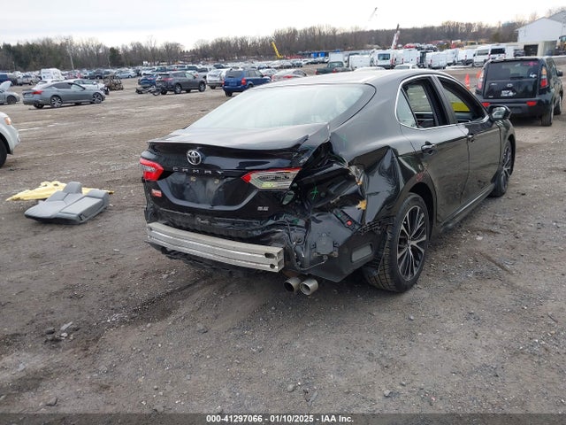 4T1B11HK4JU019707 Toyota CAMRY SE