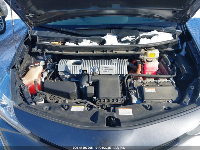 Toyota Prius V Two 2016 JTDZN3EU9GJ052592 Image 10