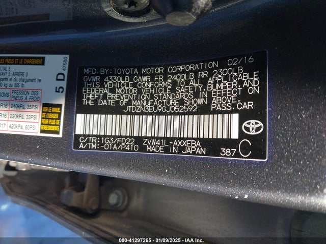 Toyota Prius V Two 2016 JTDZN3EU9GJ052592 Image 9