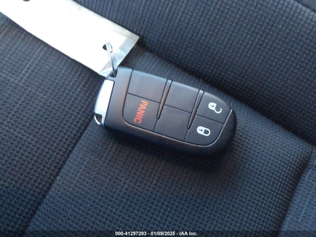 1C4RJFAG5EC249192 Jeep Grand Cherokee Laredo