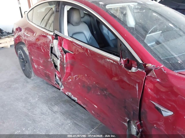 2018 TESLA MODEL 3 5YJ3E1EB1JF094374 Photo 5