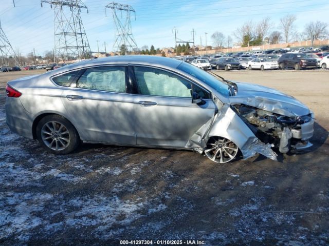3FA6P0PUXHR289338 Ford Fusion Energi Se Luxury