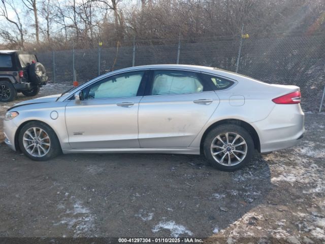 3FA6P0PUXHR289338 Ford Fusion Energi Se Luxury