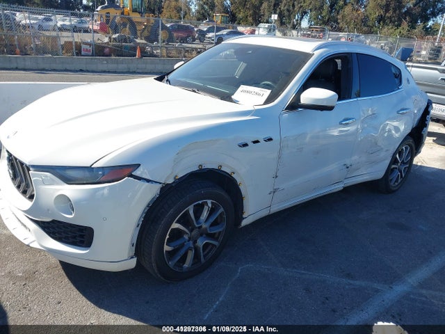 ZN661XUA6HX250525 Maserati Levante