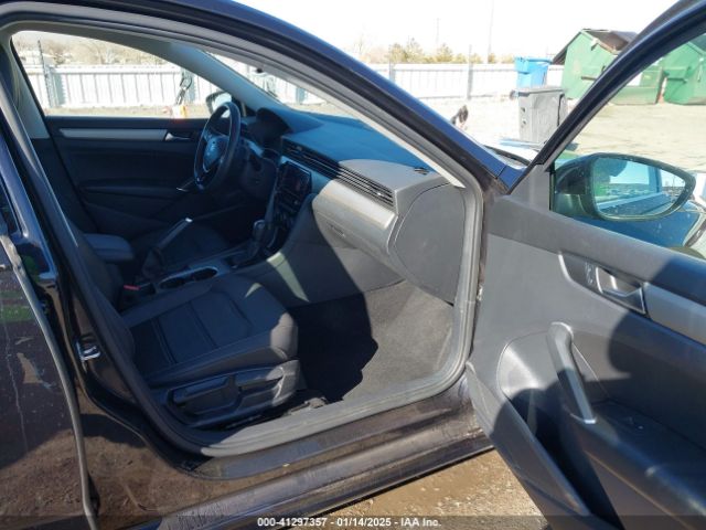 1VWSA7A31MC011873 Volkswagen Passat 2.0t Se