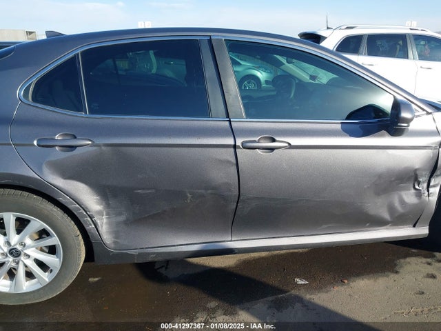 Toyota CAMRY LE 2021 4T1C11AK8MU567874 Image 13