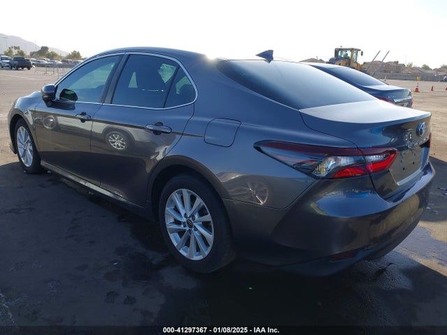 Toyota CAMRY LE 2021 4T1C11AK8MU567874 Image 3