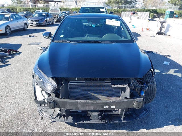 3KPF54AD9PE662424 KIA Forte Gt-line