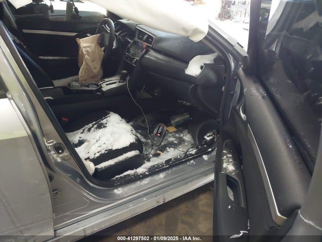 19XFC2F74JE007057 Honda CIVIC EX