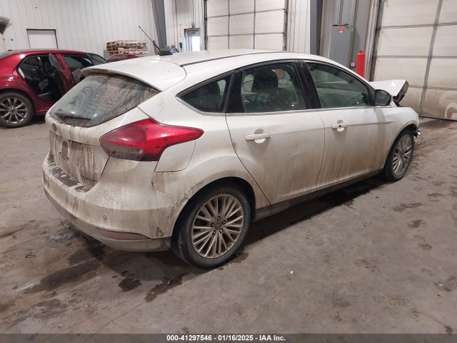 1FADP3N28HL347942 Ford Focus Titanium