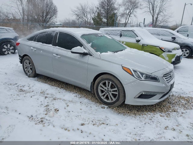 Hyundai SONATA SE 2015 5NPE24AFXFH209610 Image 1
