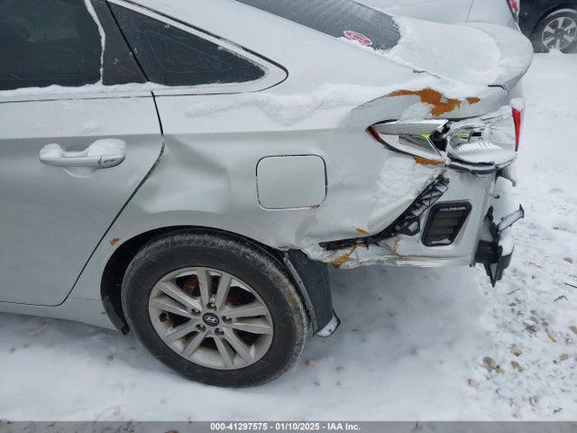 Hyundai SONATA SE 2015 5NPE24AFXFH209610 Image 15