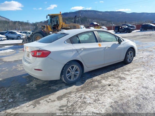 Chevrolet Cruze Lt Auto 2018 1G1BE5SM6J7170078 Image 4
