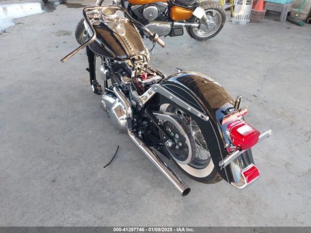 2015 HARLEY-DAVIDSON FLSTC 1HD1BWV10FB028900 Photo 2