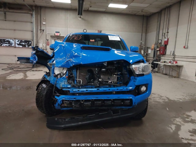 3TMCZ5AN1LM325672 Toyota Tacoma Trd Sport