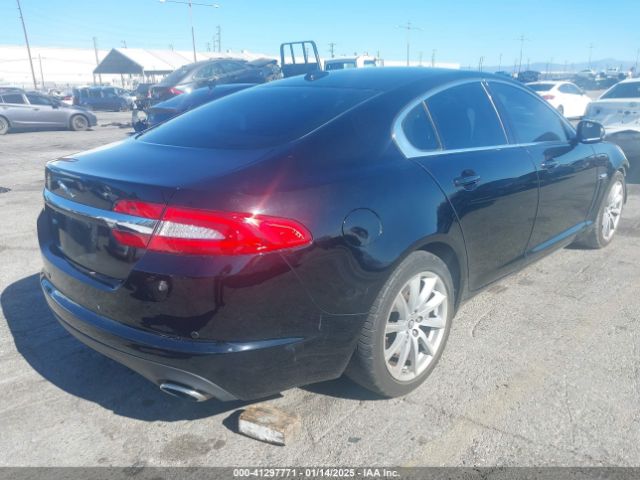 2012 JAGUAR XF SAJWA0FB5CLS28712 Photo 3