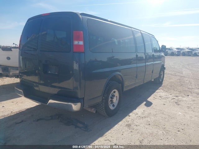 1GAZGPFG4L1116955 Chevrolet Express Passenger Rwd 3500 Extended Wheelbase Lt