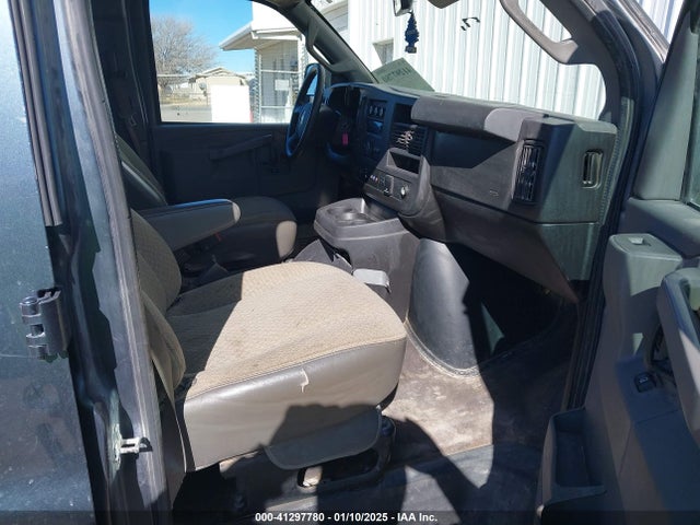 1GAZGPFG4L1116955 Chevrolet Express Passenger Rwd 3500 Extended Wheelbase Lt