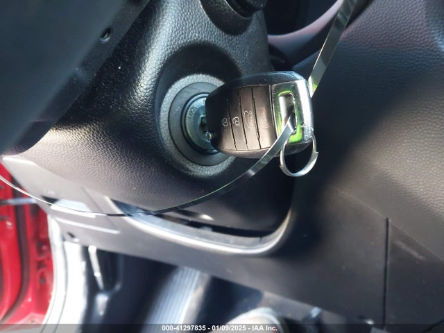 KIA SOUL + 2018 KNDJP3A58J7529586 Image 11