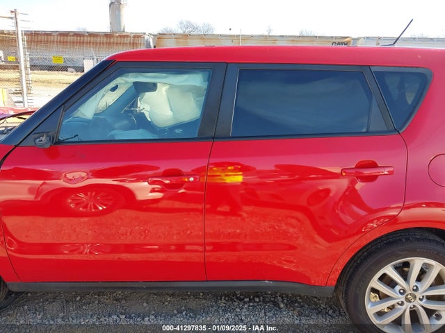 KIA SOUL + 2018 KNDJP3A58J7529586 Image 14