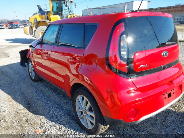 KIA SOUL + 2018 KNDJP3A58J7529586 Image 3