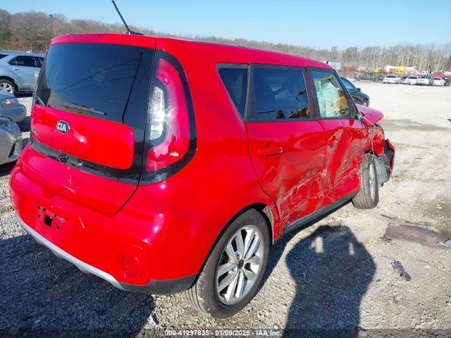 KIA SOUL + 2018 KNDJP3A58J7529586 Image 4
