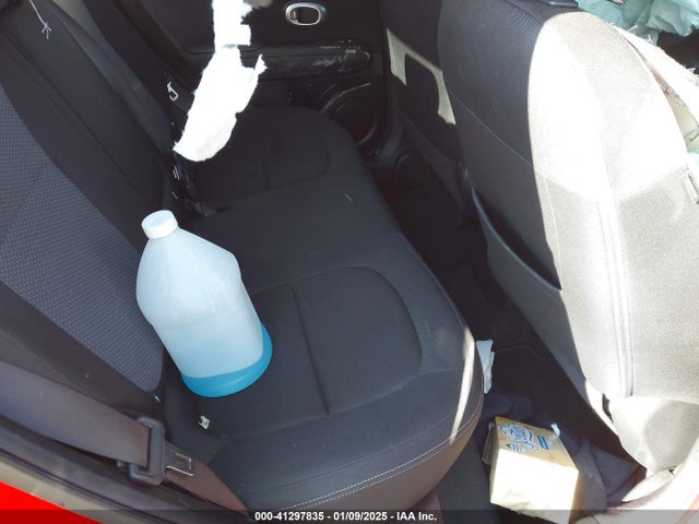 KIA SOUL + 2018 KNDJP3A58J7529586 Image 8