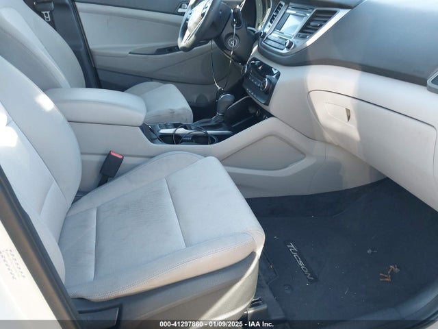 Hyundai TUCSON SE 2016 KM8J3CA42GU092788 Image 5