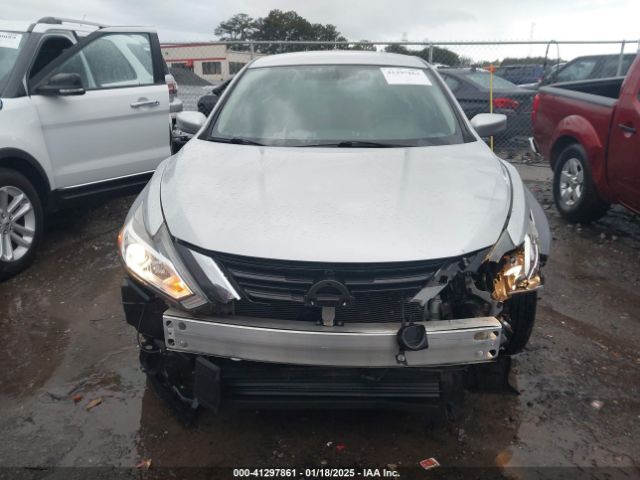 1N4AL3AP9HN335366 Nissan Altima 2.5 S