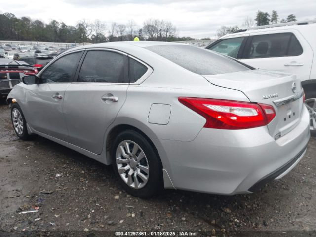 1N4AL3AP9HN335366 Nissan Altima 2.5 S