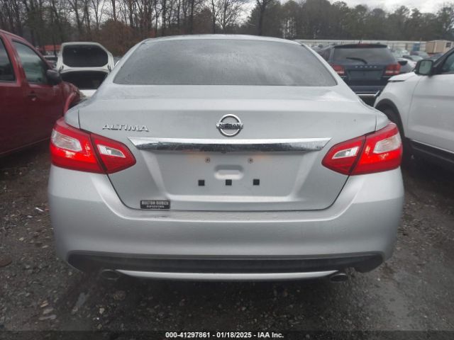 1N4AL3AP9HN335366 Nissan Altima 2.5 S